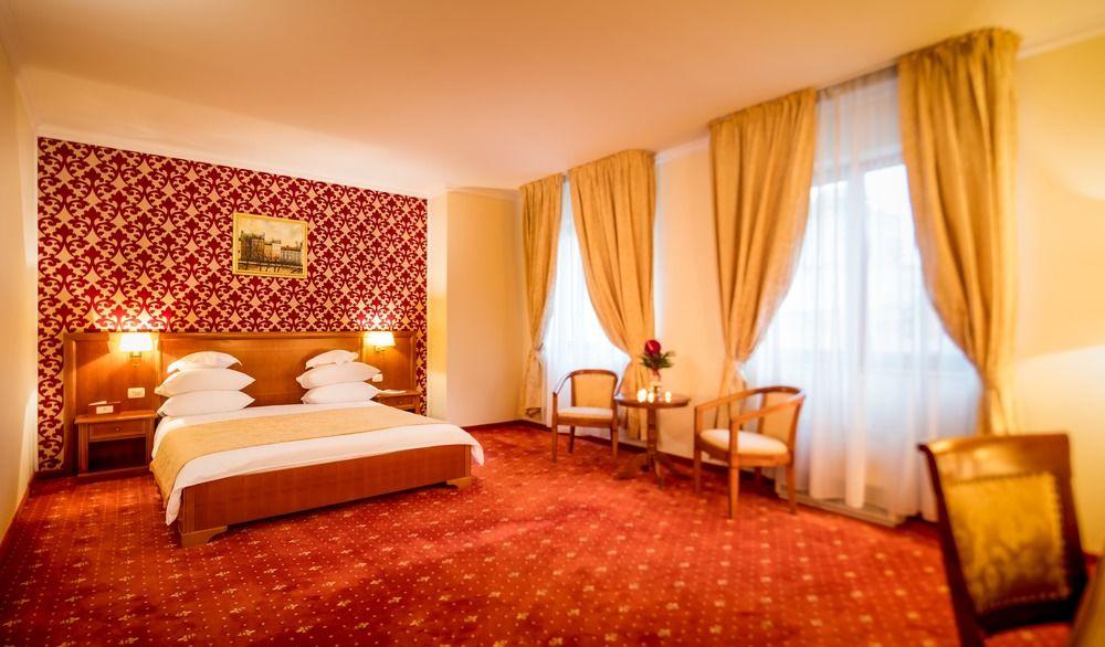 Hotel Opera Plaza Cluj-Napoca Exterior photo