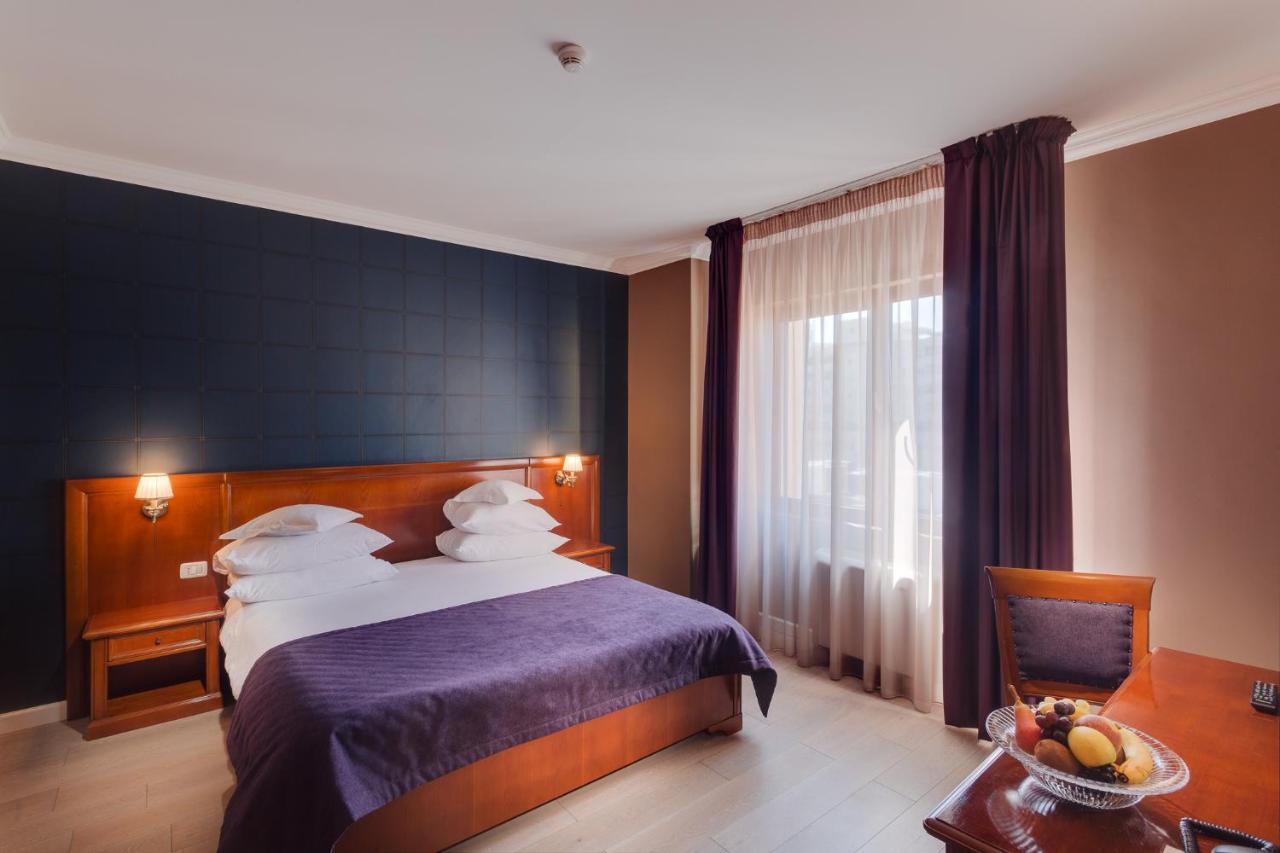 Hotel Opera Plaza Cluj-Napoca Exterior photo